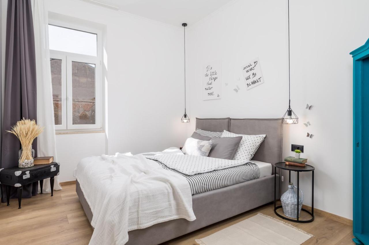 Apartment Vintasio Риека Экстерьер фото